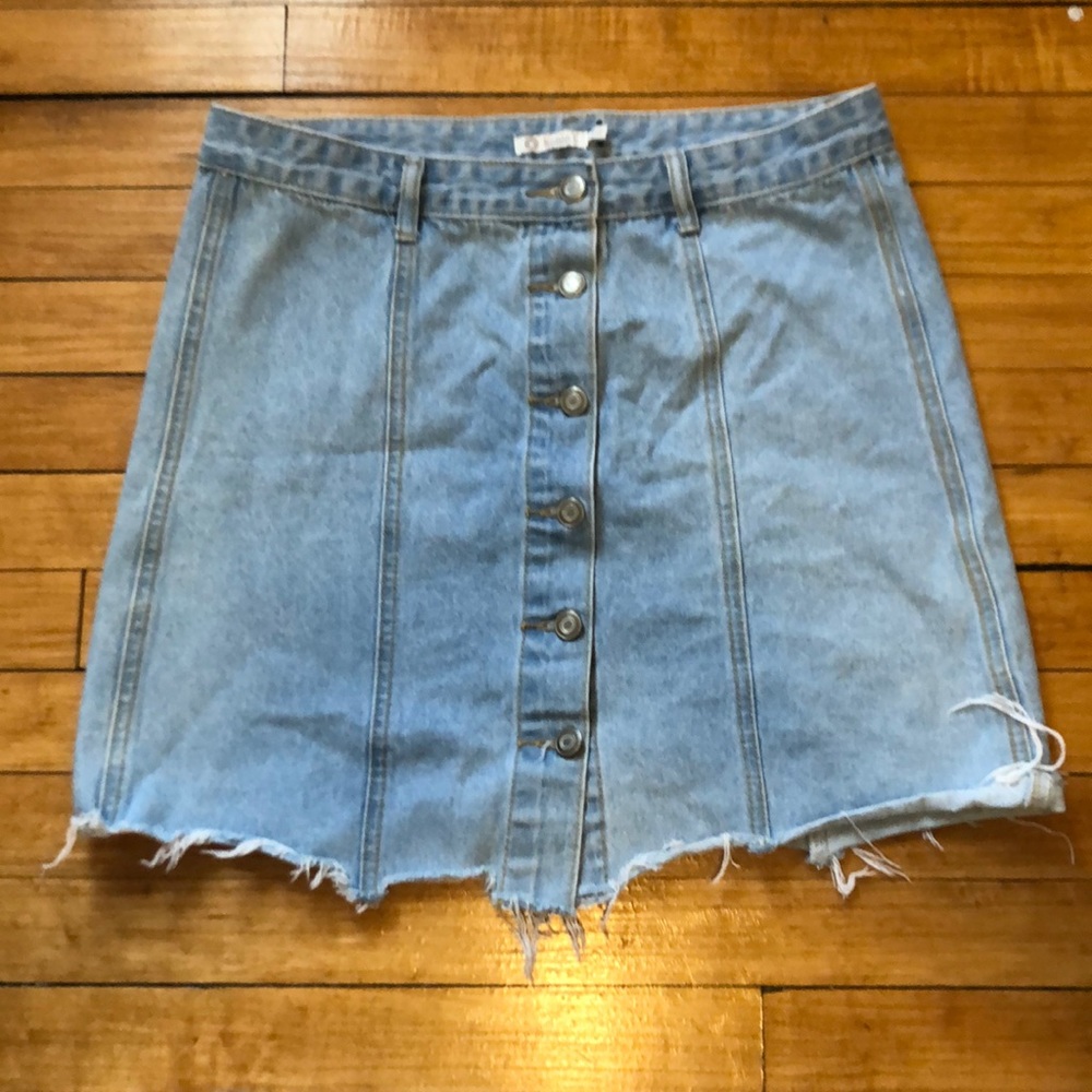 High waited button up denim skirt